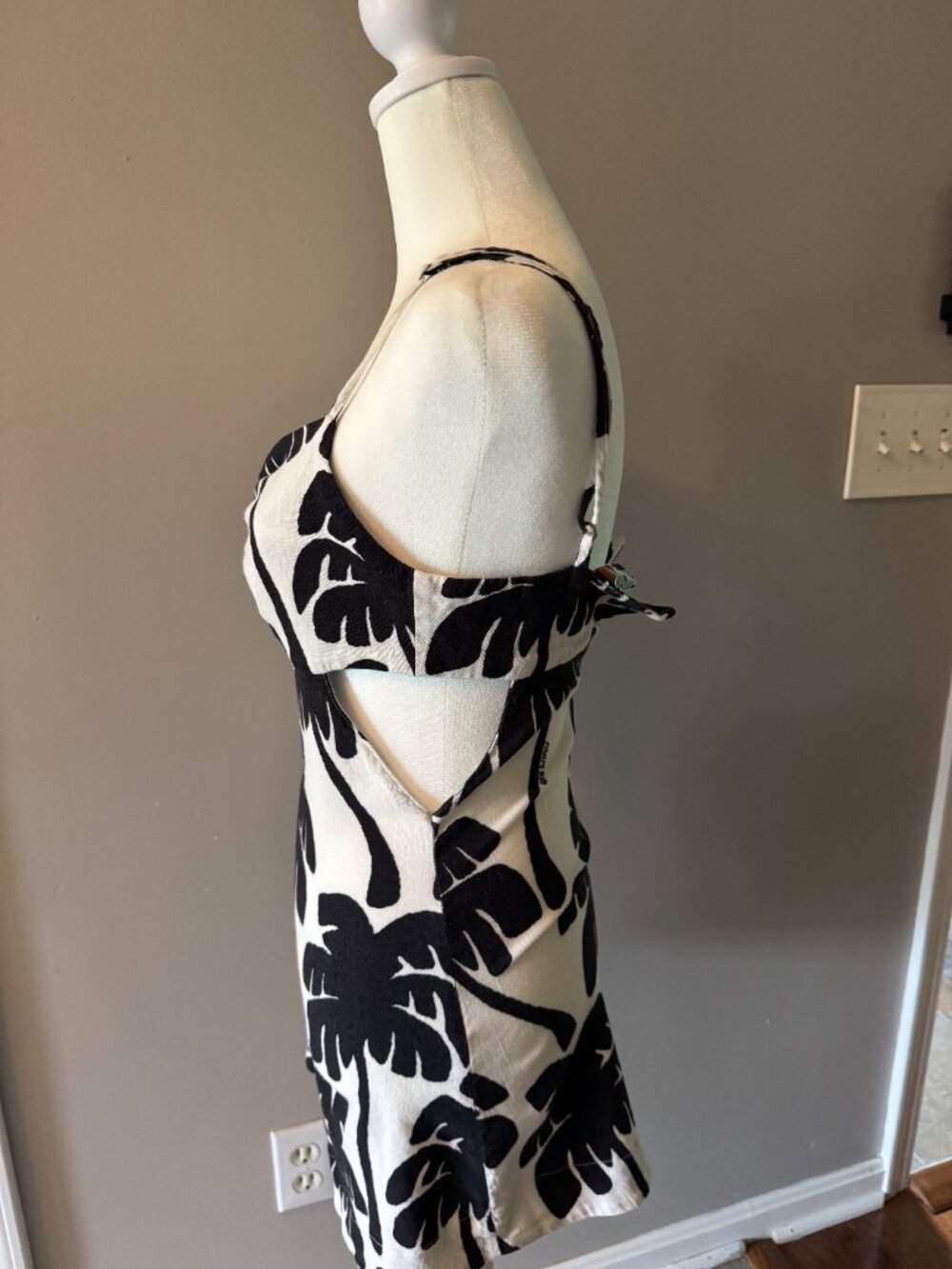 FARM Rio Palm Print Romper Size P Small - Picture 3 of 11